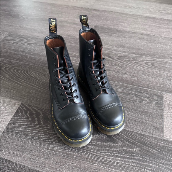 Dr. Marten 1460 Bex Made in England Toe Cap Lace Up Boots - Picture 1 of 8